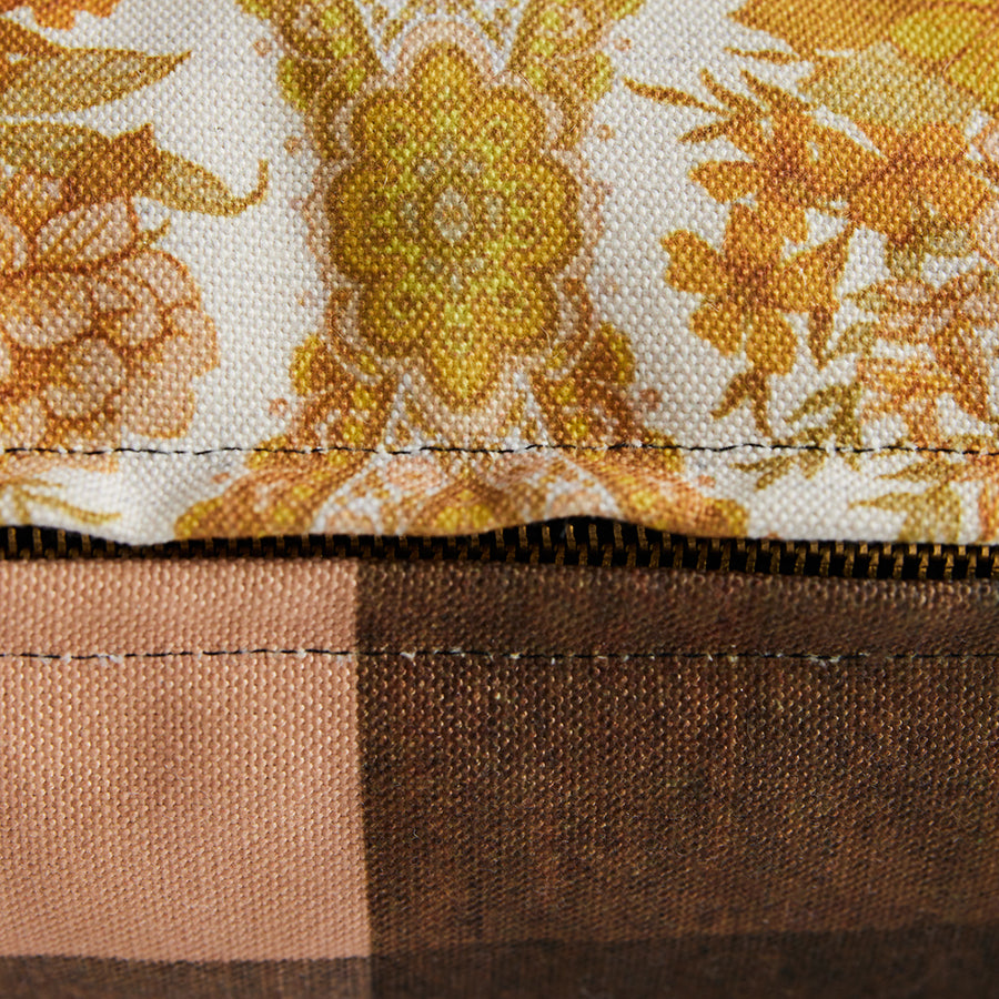 Printed lumbar pillow Loft - Image 6