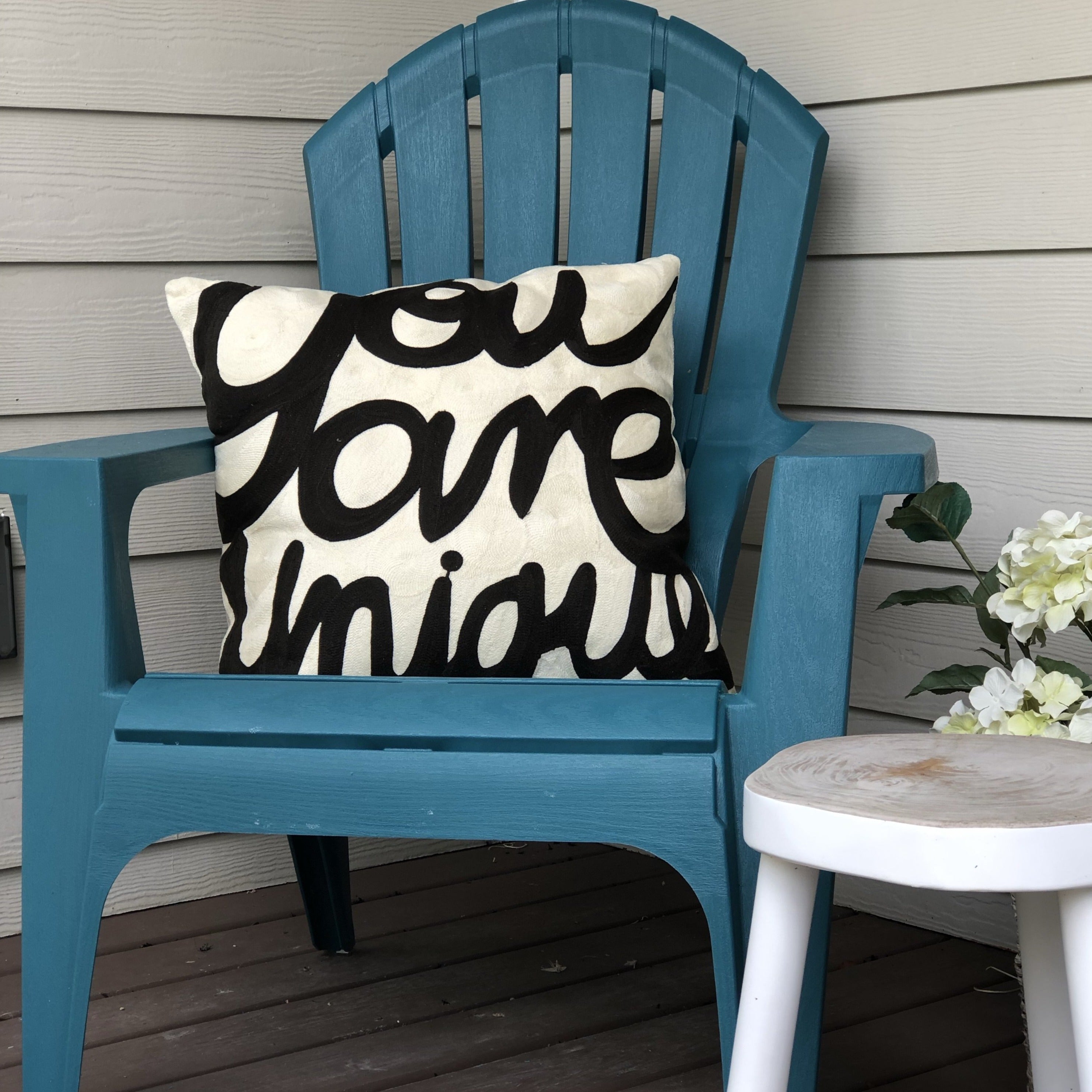 Hand embroidered throw pillow - You are unique - Image 2